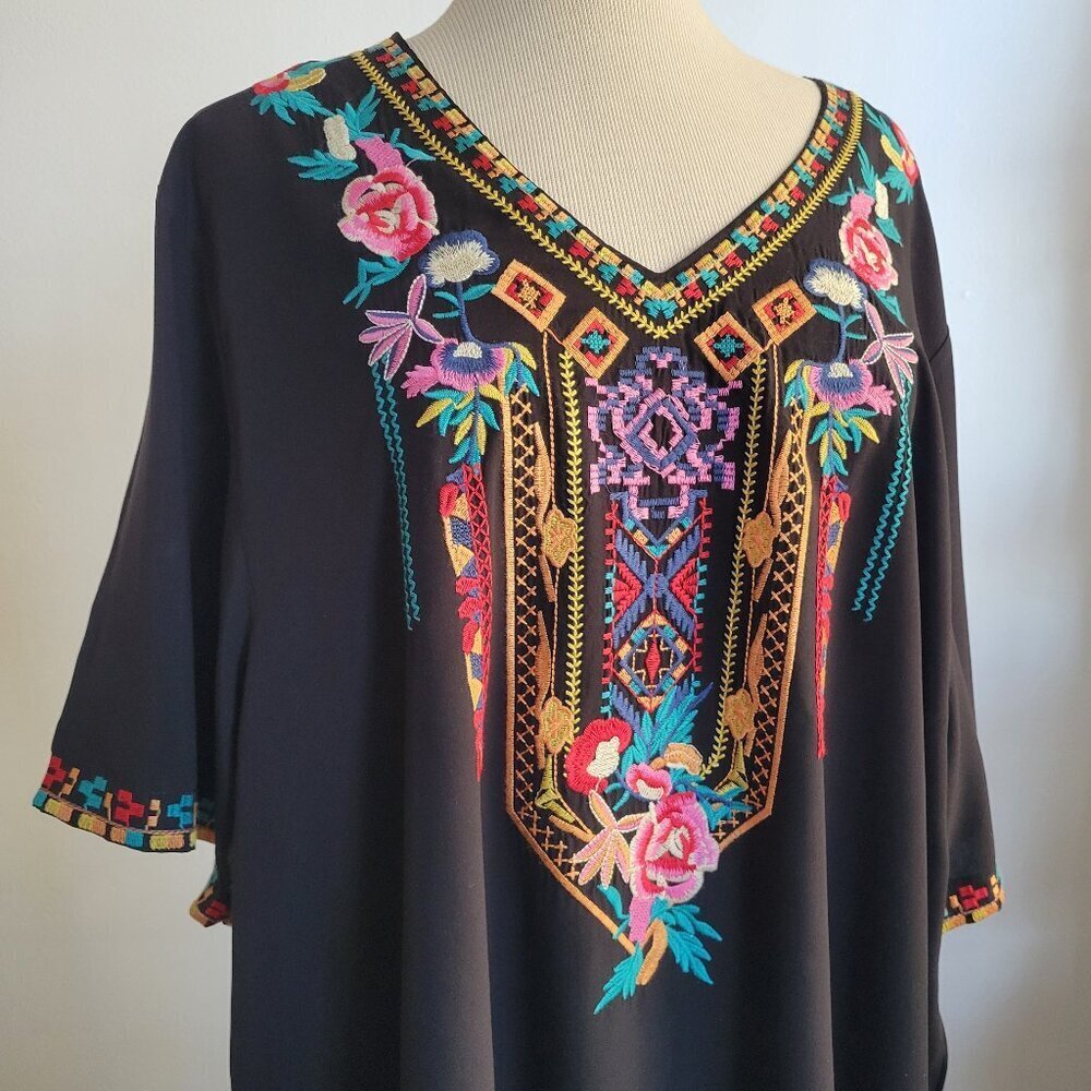 Grosy Komili Embroidered Rayon Multicolored V-neckline Rayon Tunic Top (S: 2X)